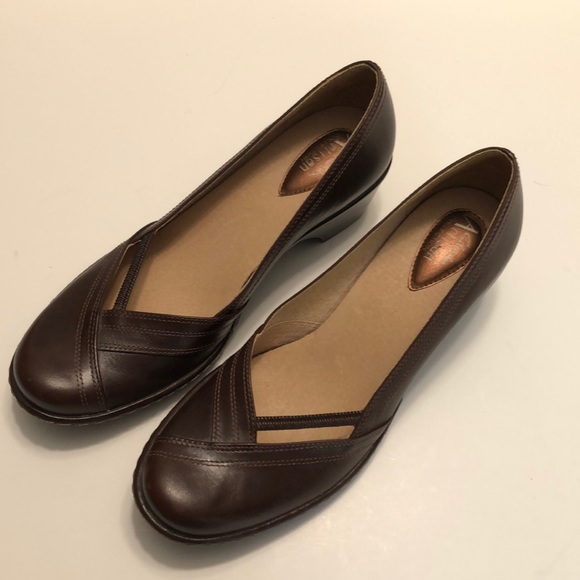 Clark’s Artisan Brown Leather Shoes size 9.5N BNWOT - Picture 2 of 13